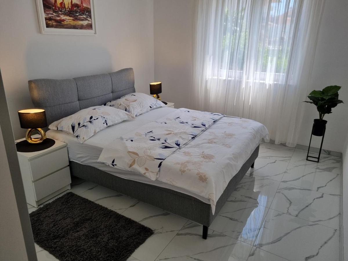 Apartman Striga Crikvenica Buitenkant foto